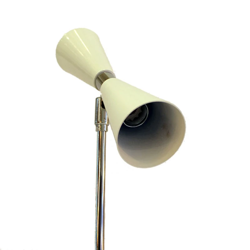 Lampara-mesa-Cono-Blanco-pantalla Lampara de mesa cono blanca detalle cono