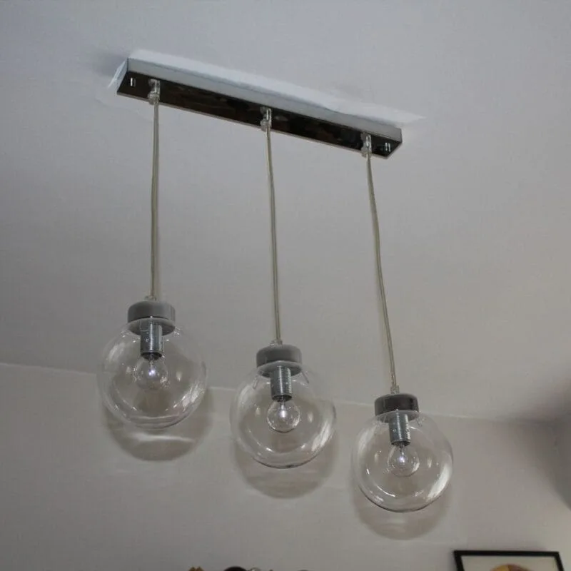 lampara-techo-bolas-transparentes-3-luces-regleta