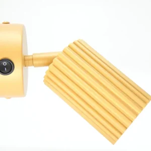 aplique-karbon-interruptor-color-oro