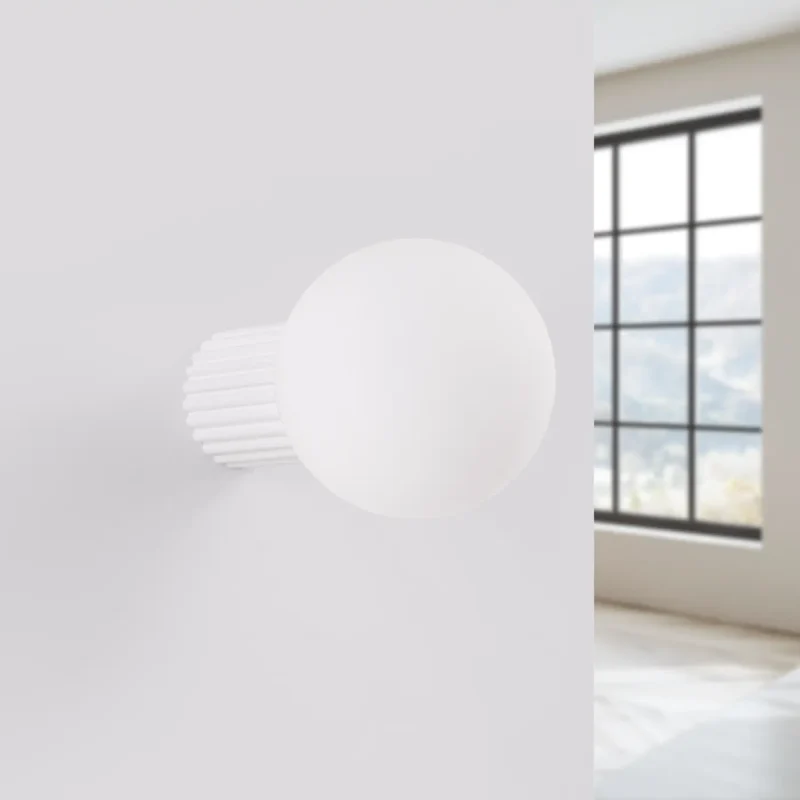 Aplique-HALO-blanco-pared-con-bola