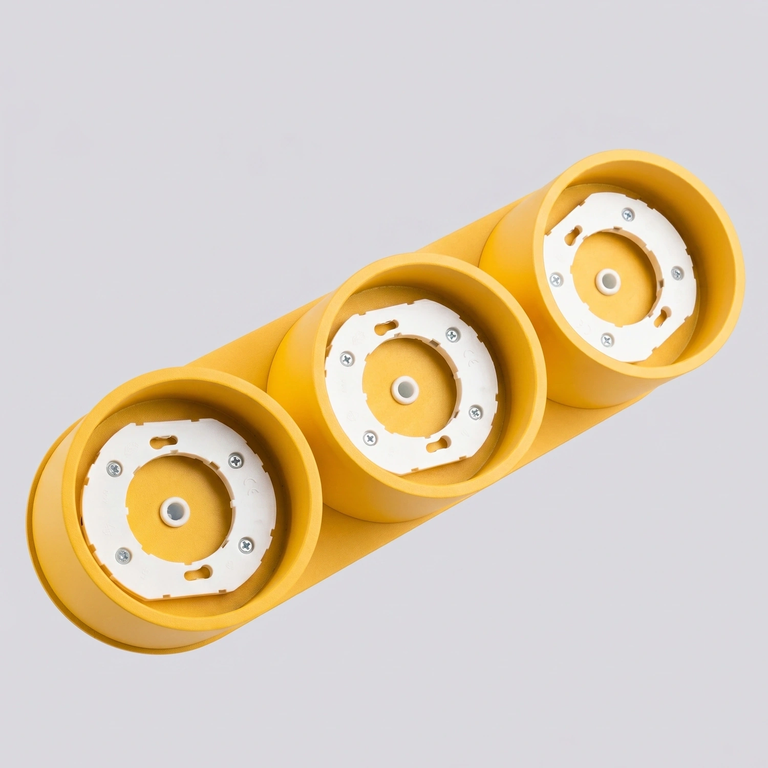 plafon-amarillo-modo-3-con-3-luces-sollux-lamparas-molonas-gx53 plafon-amarillo-modo-3-con-3-luces-sollux-lamparas-molonas-gx53