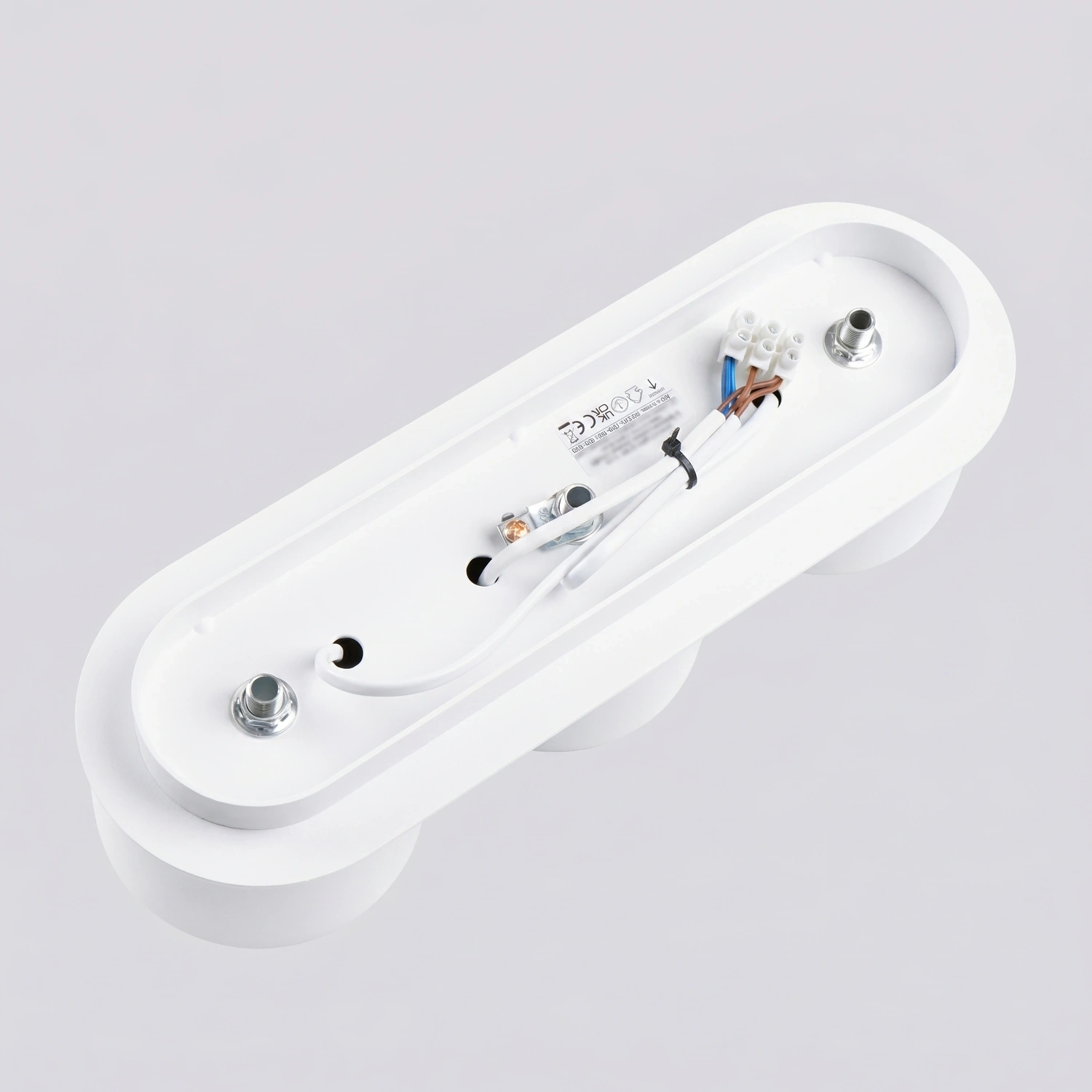 plafon-blanco-modo-3-con-3-luces-sollux-lamparas-molonas-vista-posterior plafon-blanco-modo-3-con-3-luces-sollux-lamparas-molonas-vista-posterior