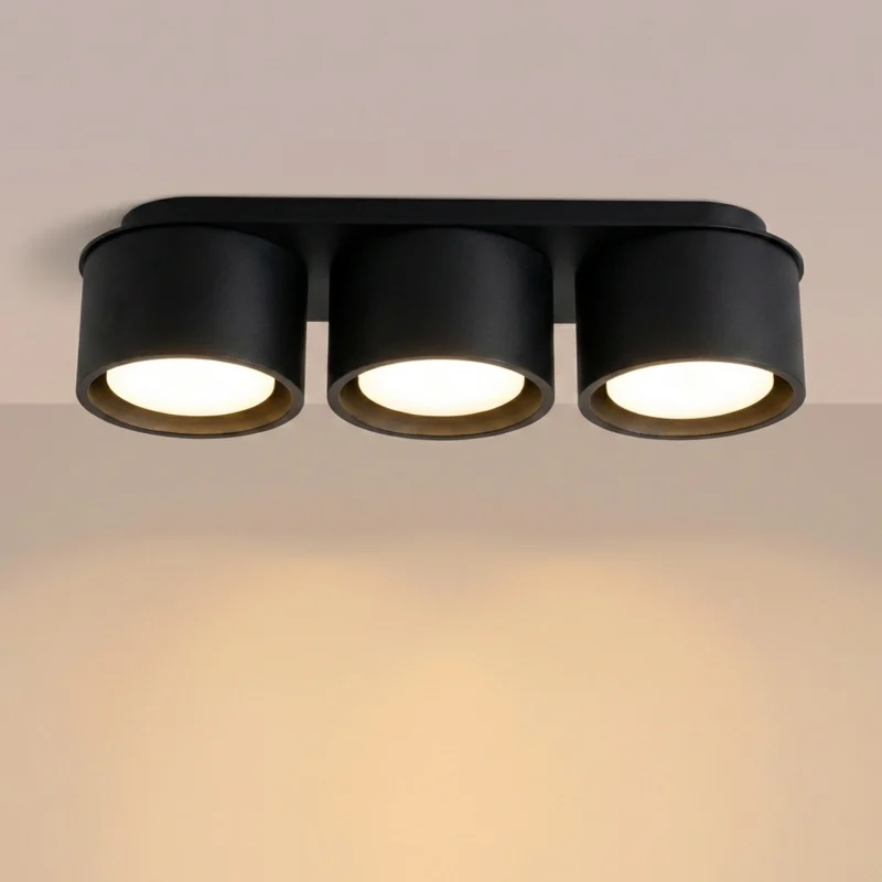 plafon-negro-modo-3-con-3-luces-sollux-lamparas-molonas-encendido