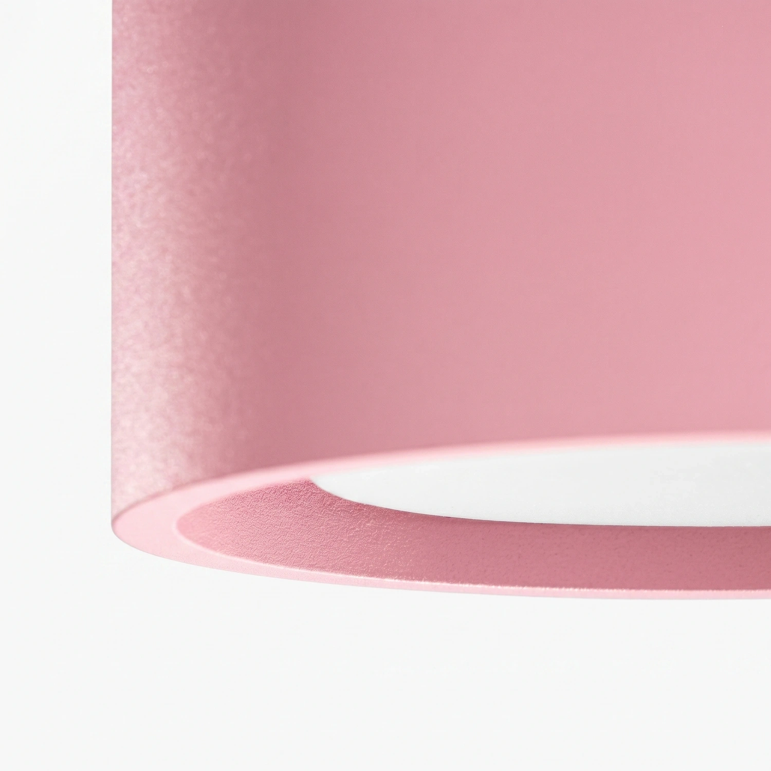plafon-rosa-modo-3-con-3-luces-sollux-lamparas-molonas-detalle plafon-rosa-modo-3-con-3-luces-sollux-lamparas-molonas-detalle
