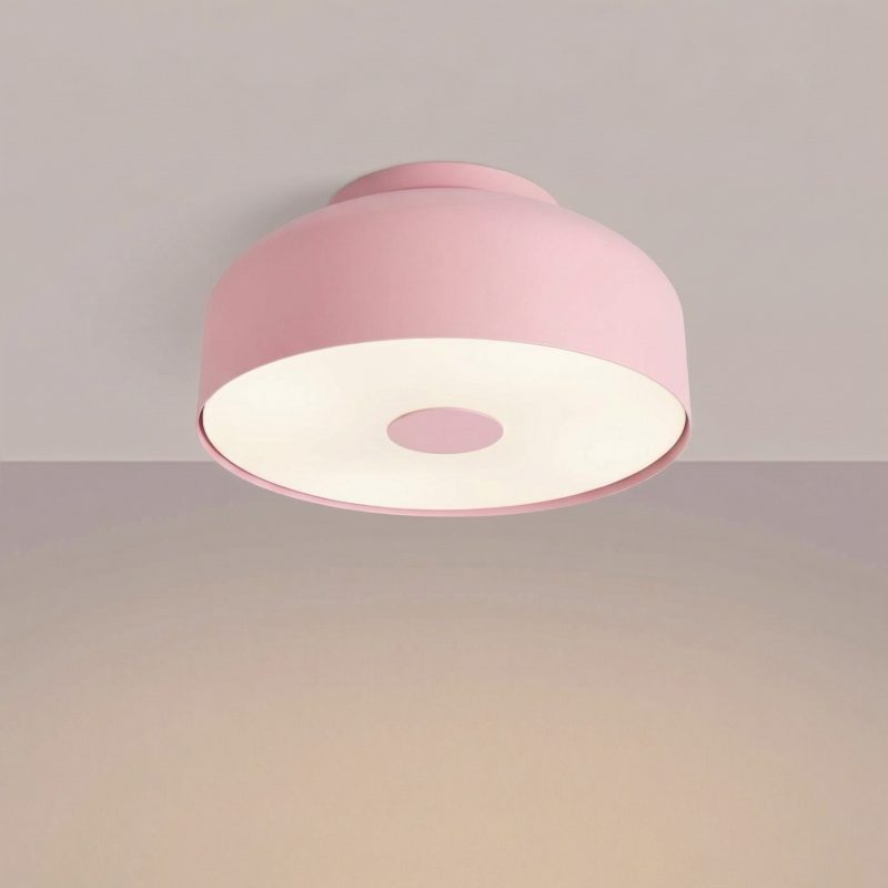lampara de techo rosa omiq encendida
