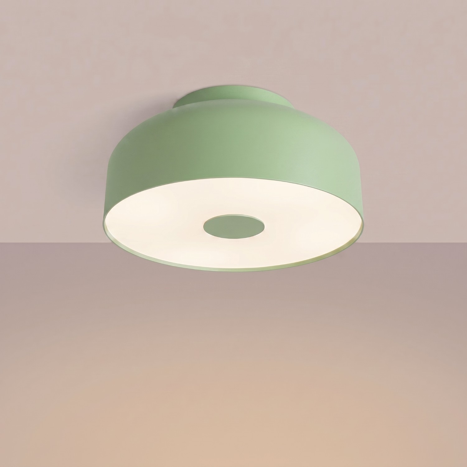 plafon verde oliva omiq sollux encendido plafon verde oliva omiq sollux encendido