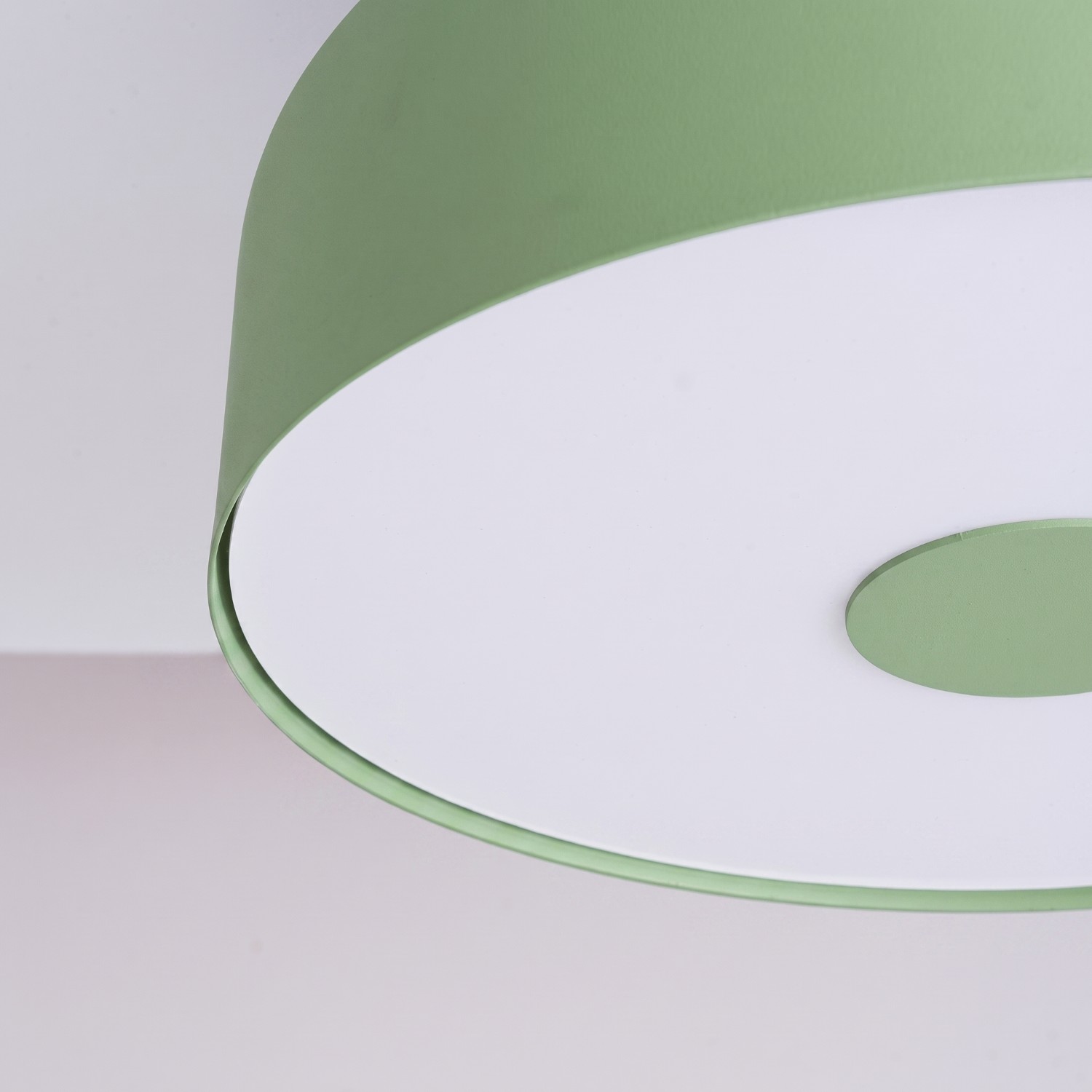 plafon verde oliva omiq sollux 4 luces detalle plafon verde oliva omiq sollux 4 luces detalle
