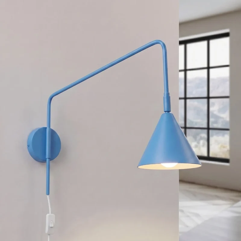 aplique-nox-interruptor-cable-azul-claro-encendido