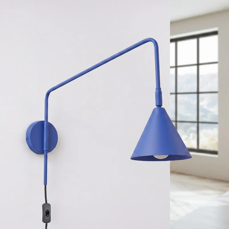 aplique-nox-interruptor-cable-azul-marino-encendida