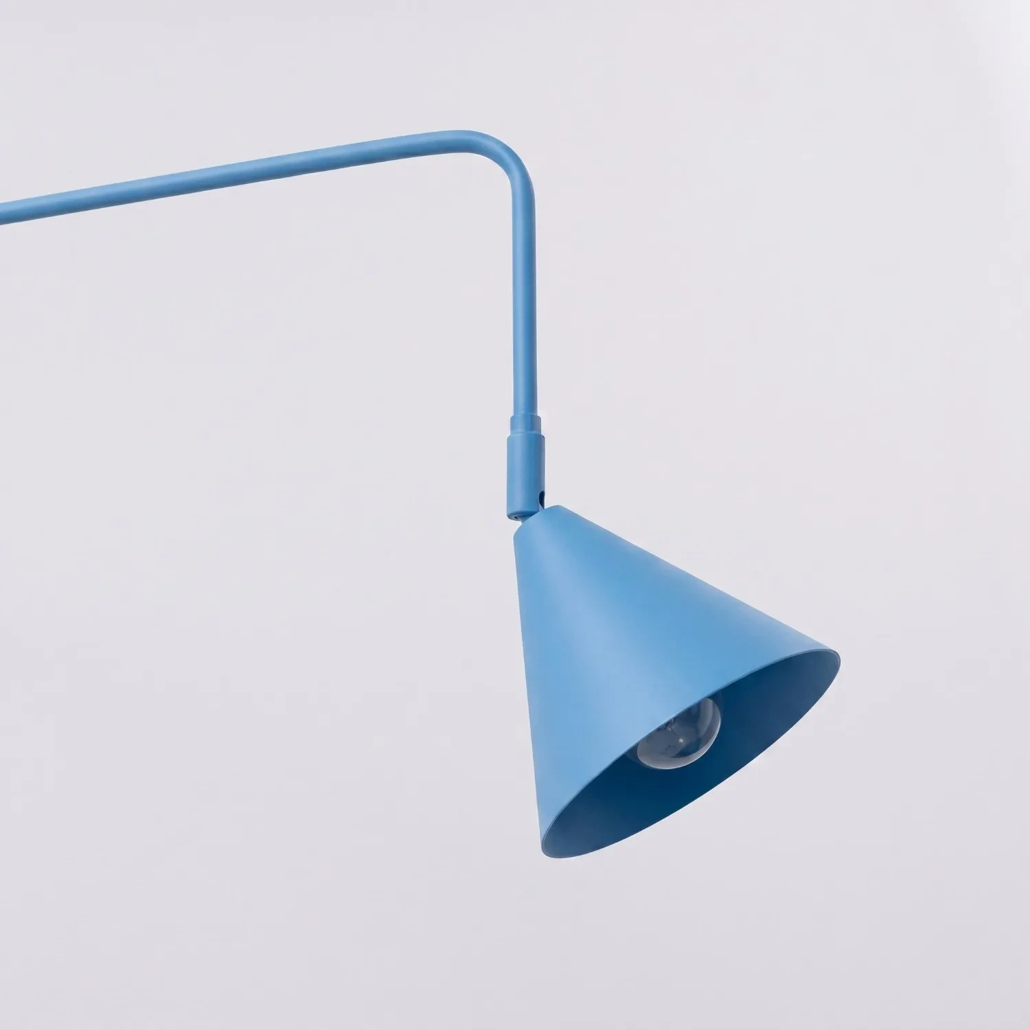 aplique_azul_nox_1_detalle aplique_azul_nox_1_detalle