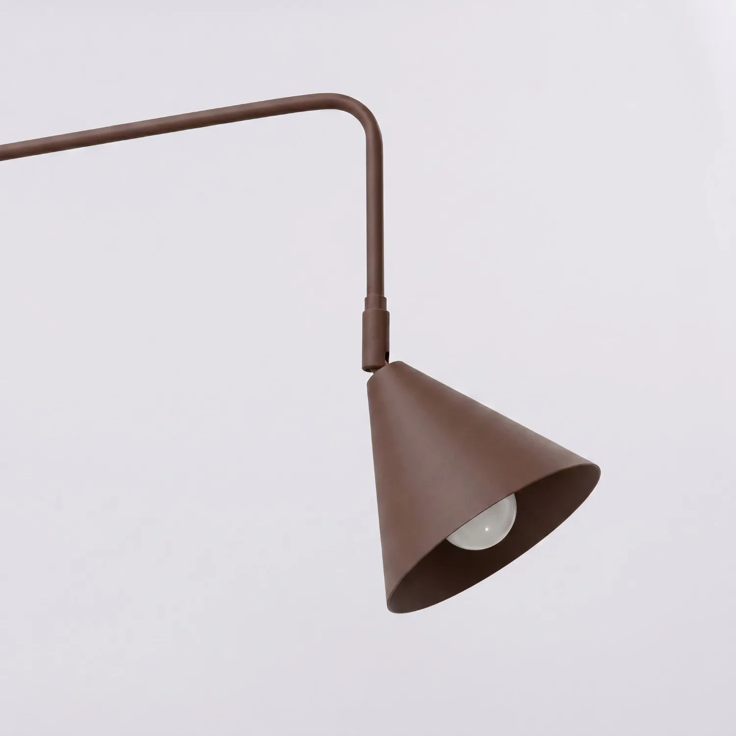aplique_marron_nox_1_detalle aplique_marron_nox_1_detalle