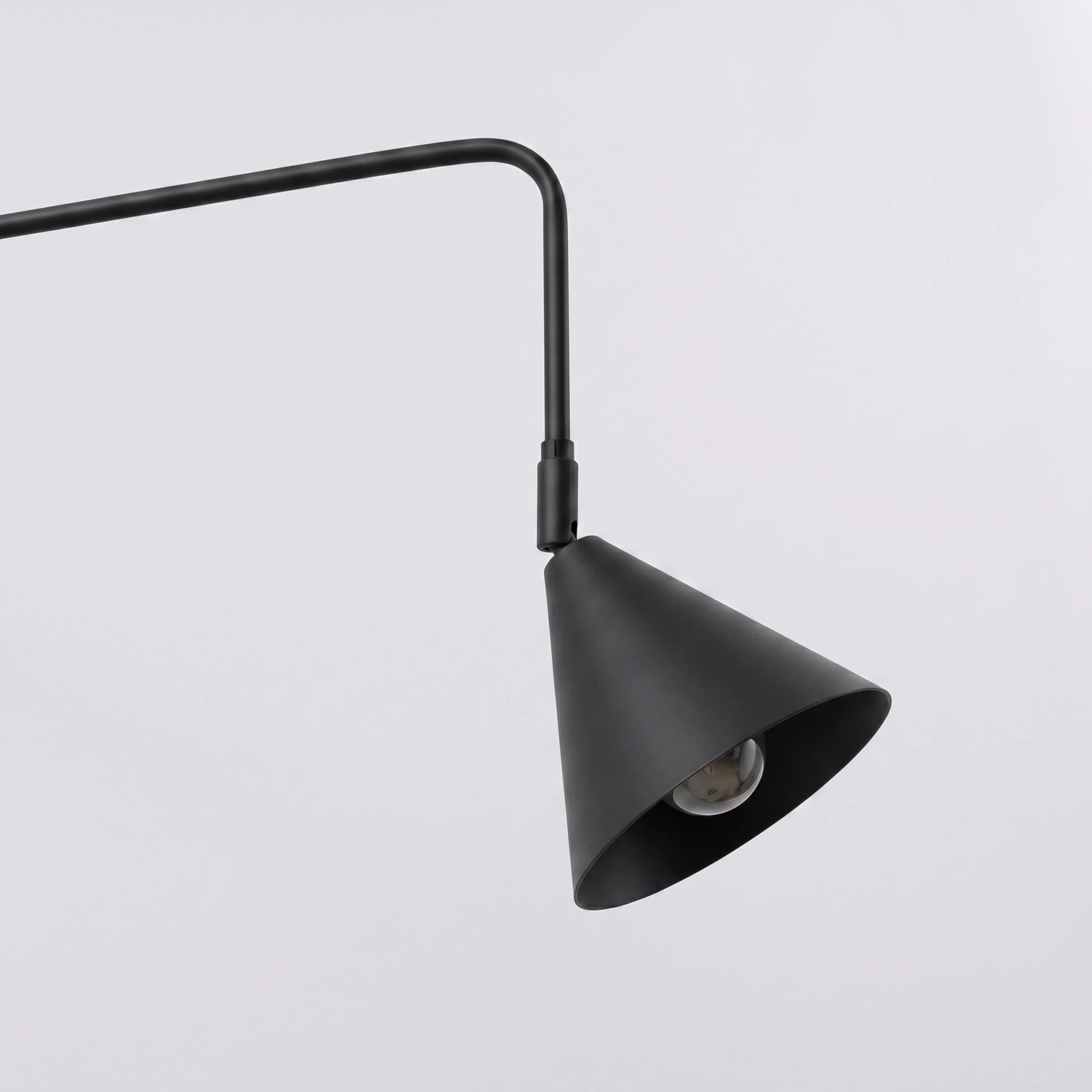aplique_negro_nox_1_detalles aplique_negro_nox_1_detalles