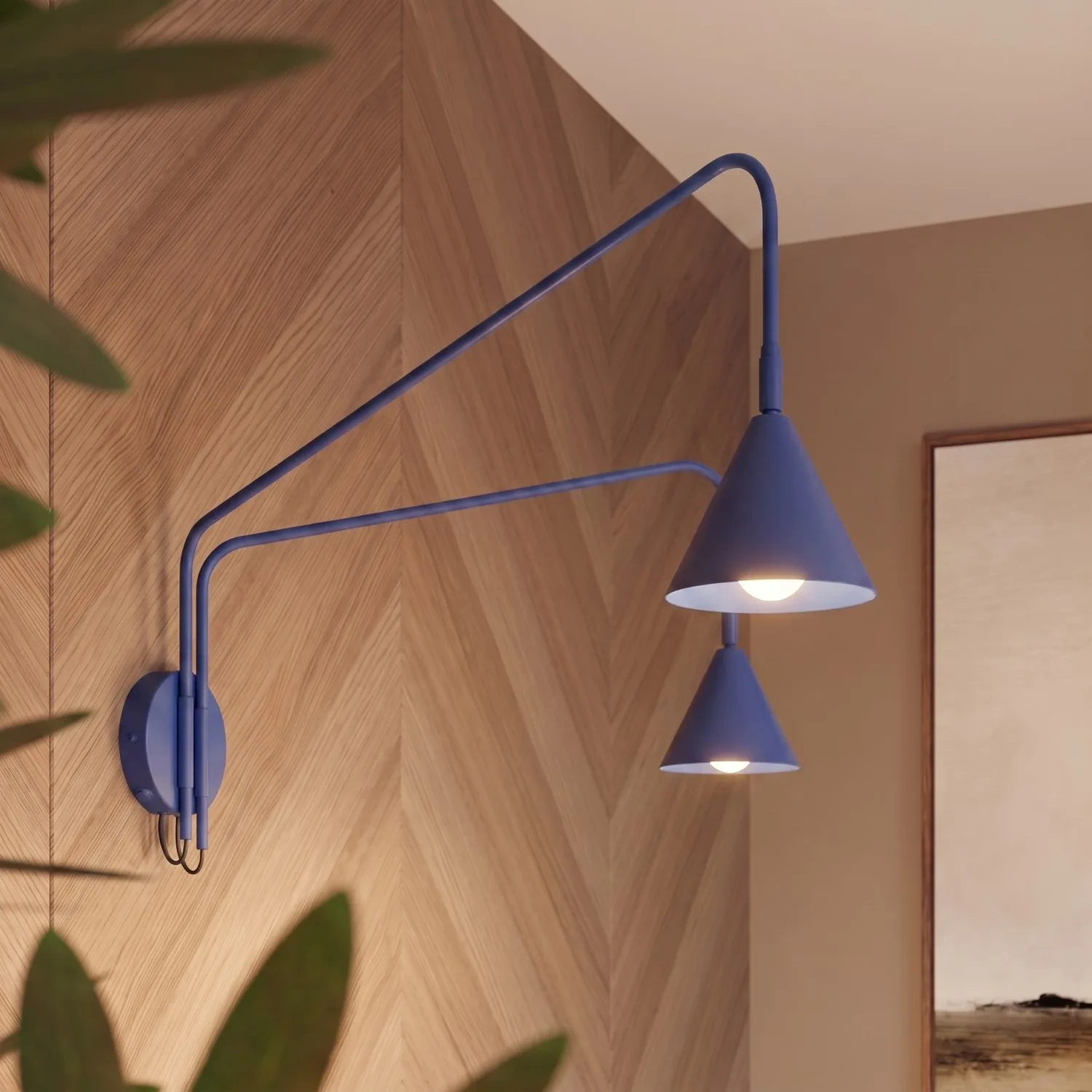 aplique_pared_doble_azul_nox_lamparas_molonas_detalles aplique_pared_doble_azul_nox_lamparas_molonas_detalles