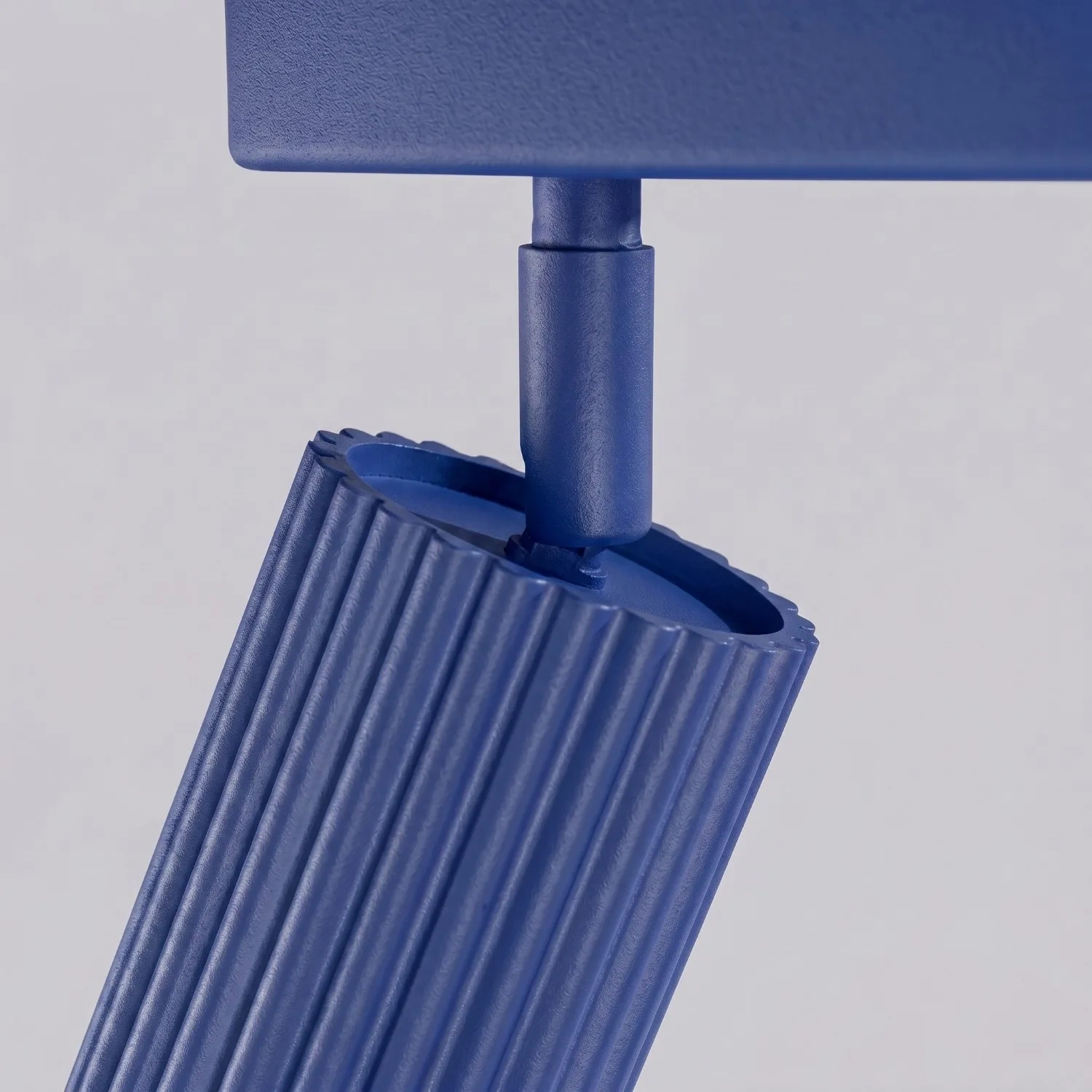 Regleta_azul_marino_karbon_3_focos_sollux_molonas_orientable Regleta_azul_marino_karbon_3_focos_sollux_molonas_orientable