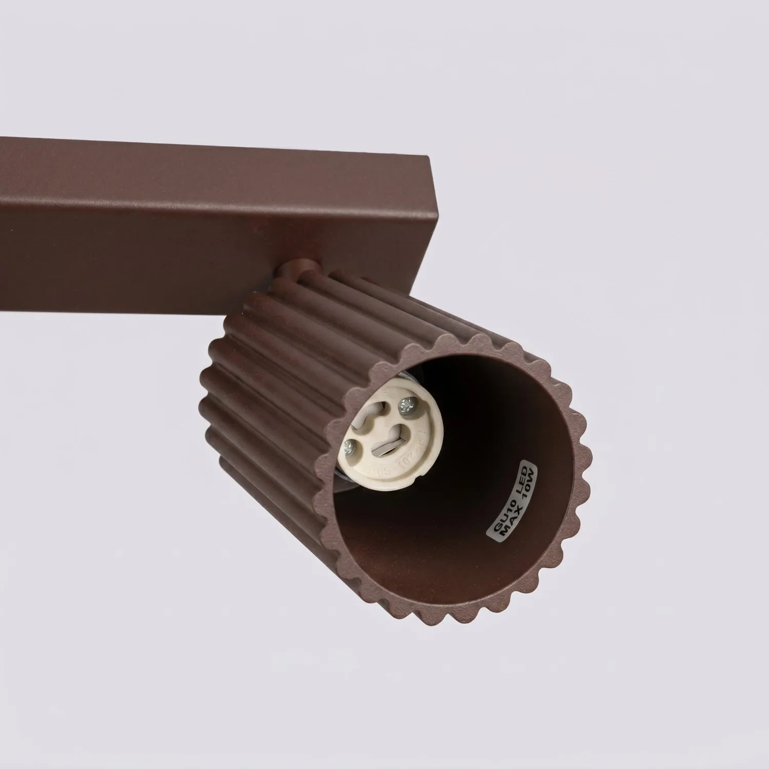 Regleta_marron_karbon_3_focos_sollux_molonas_detalle Regleta_marron_karbon_3_focos_sollux_molonas_detalle