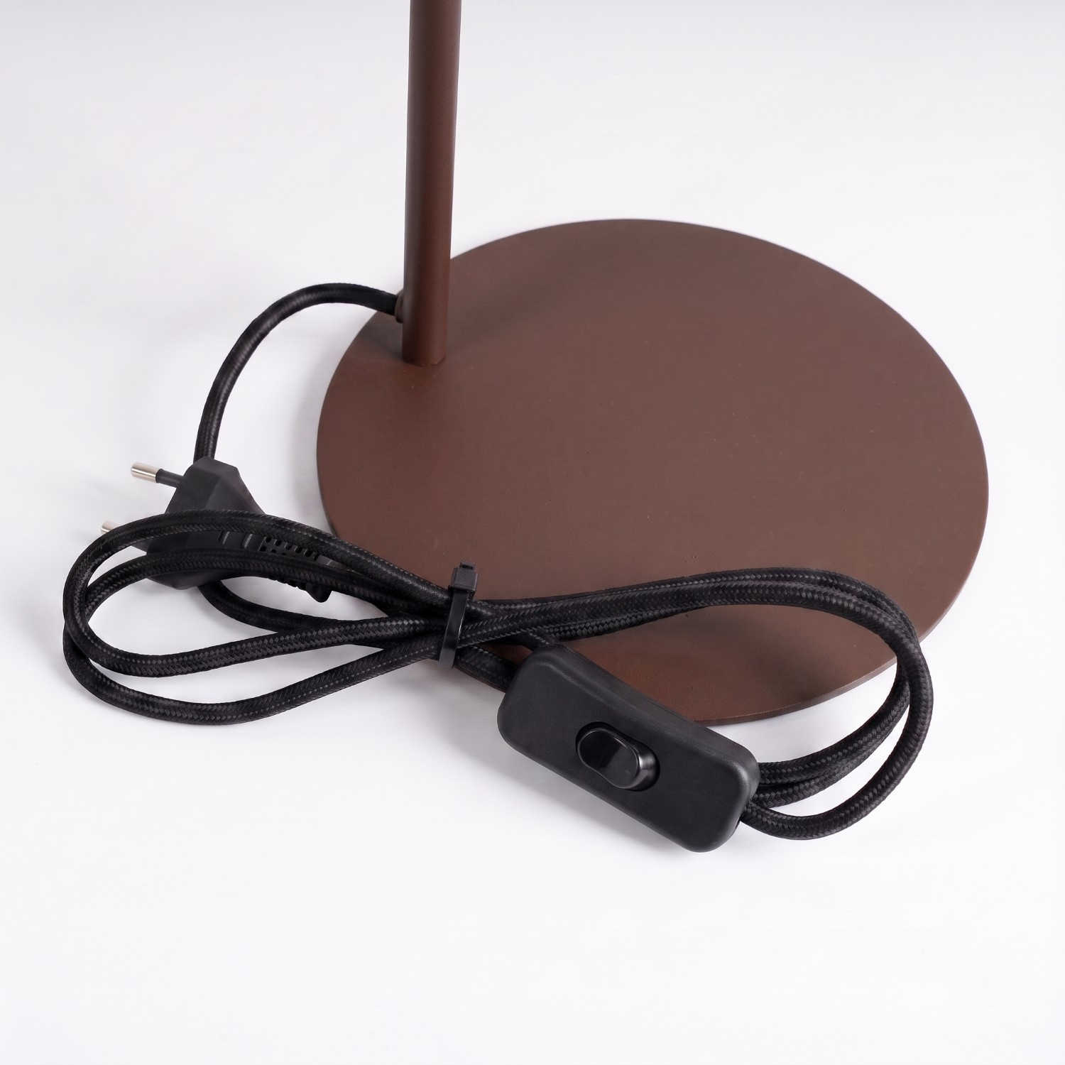 lampara_mesa_nox_marron_sollux_molonas_color_cable