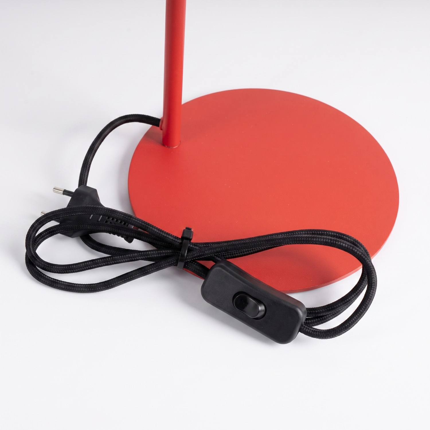 lampara_mesa_nox_rojo_sollux_molonas_color_cable