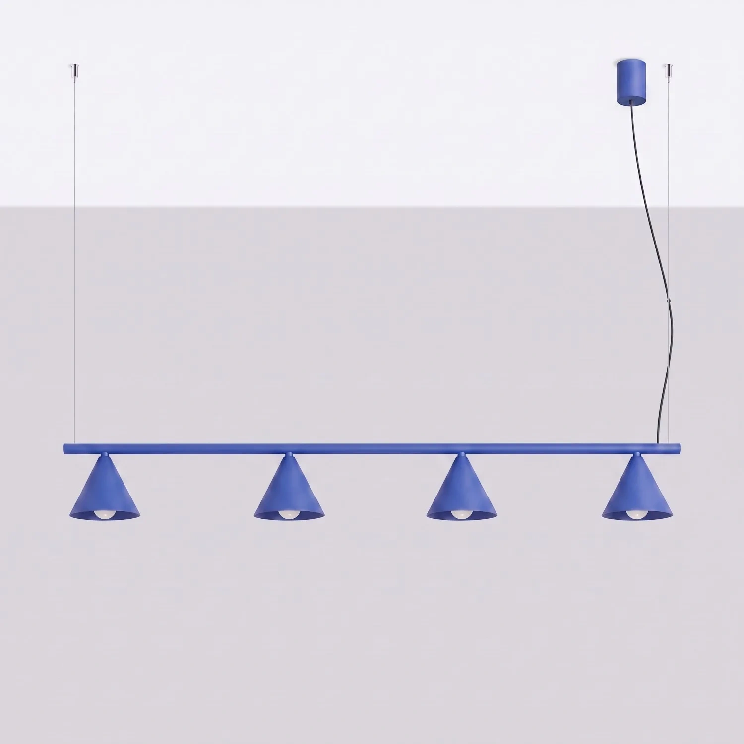 lampara_techo_azul_ultramar_nox_4l_sollux_molonas_instaladas lampara_techo_azul_ultramar_nox_4l_sollux_molonas_instaladas