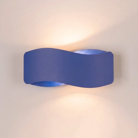 tila_30_azul_ultramar_encendido